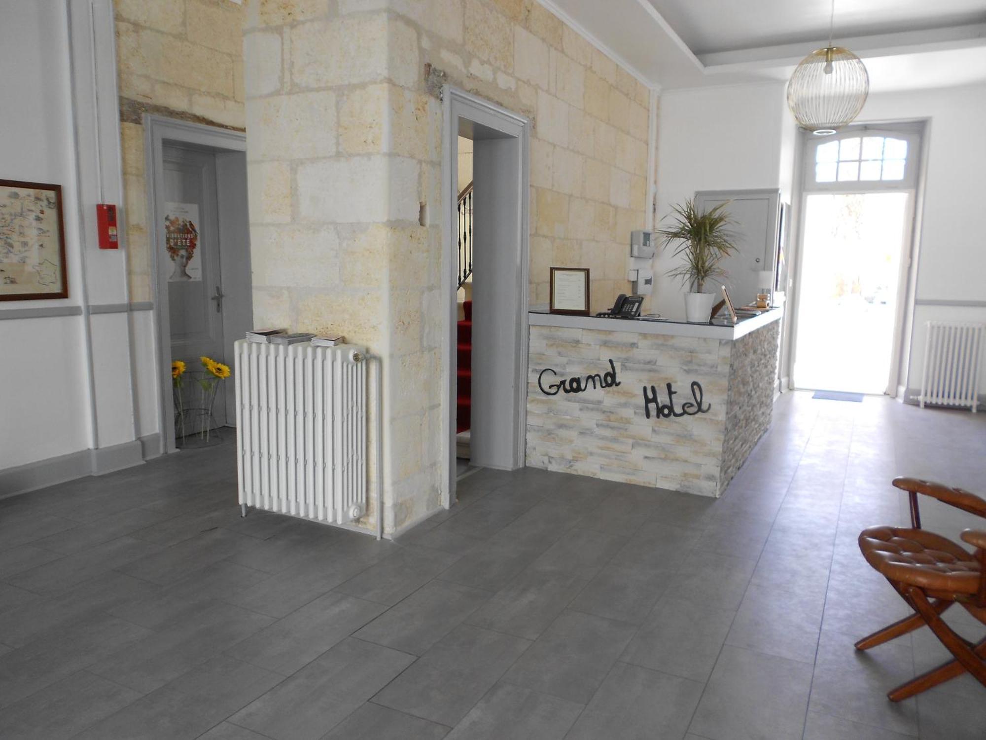 Grand Hotel Sainte-Foy-la-Grande Dış mekan fotoğraf